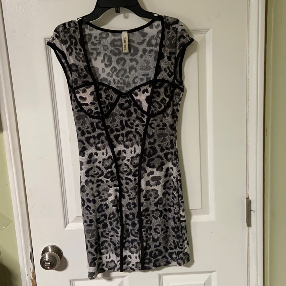 Dylmar Black white gray cheetah print bodycon mini dress sexy size medium